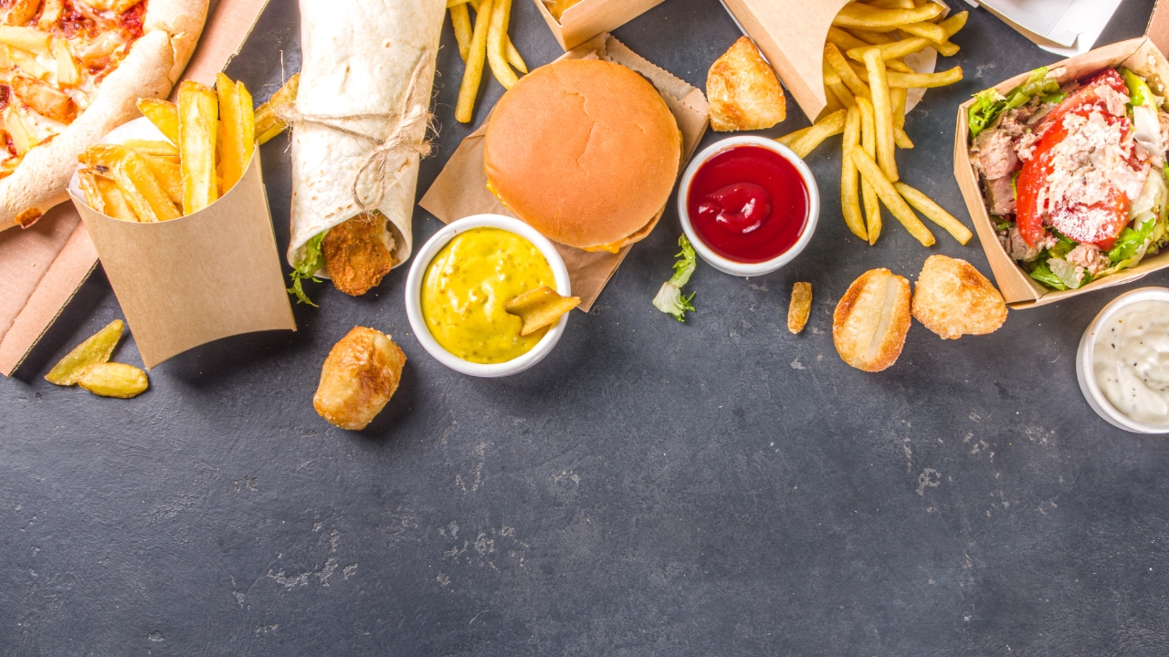 Comidas em Inglês: Aprenda 5 Palavras Essenciais + Quiz